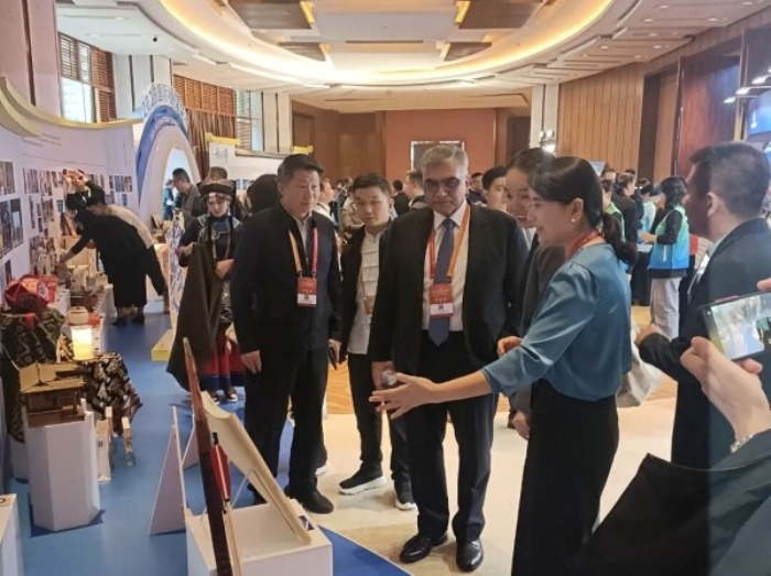 察布查尔县闪耀国际版博会 版权守护“箭乡”非遗传承