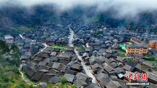 10月18日航拍黄岗村。
