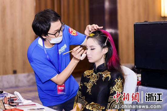 2025浙江省美容美发业职工职业技能竞赛现场。主办方 供图