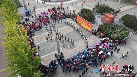 图为活动现场。 图为活动现场。