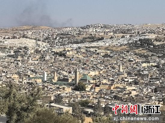 非斯古城全貌 作者供图 非斯古城全貌 作者供图