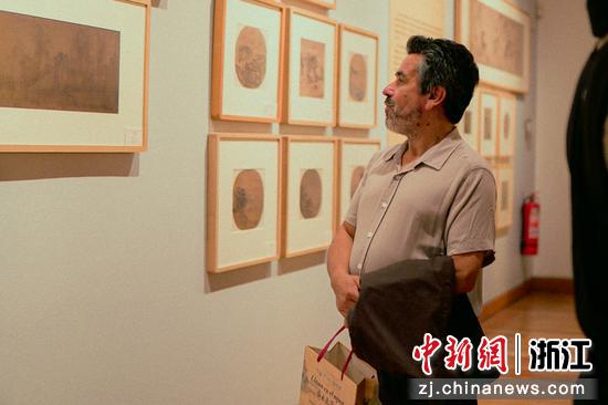“静水流深”中国历代绘画大系之宋画展（智利）特展在智利视觉艺术博物馆开展。主办方供图