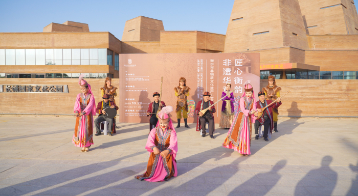 “匠心衡韵 非遗华章”衡水市非遗工艺美术精品展在尉犁开幕