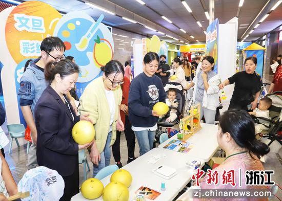 活动现场。苏鸥 摄 活动现场。苏鸥 摄