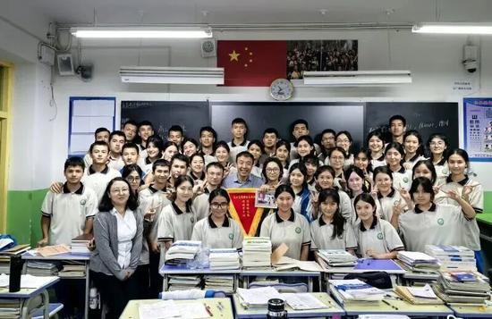 b108d69dc2fc3883d9570b973a7fe9b8