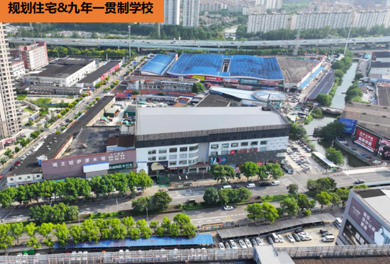 规划住宅和九年一贯制学校地块。