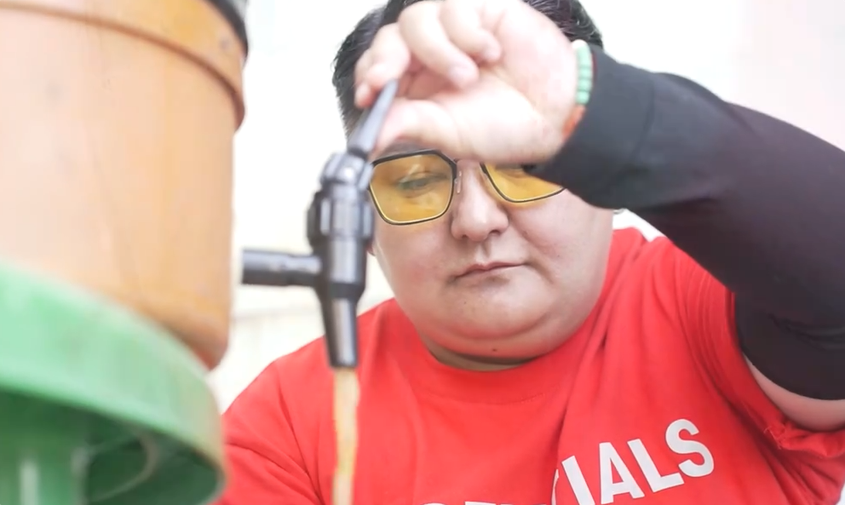 侨乡故事 | 卡瓦斯三姐妹的“甜蜜密码”