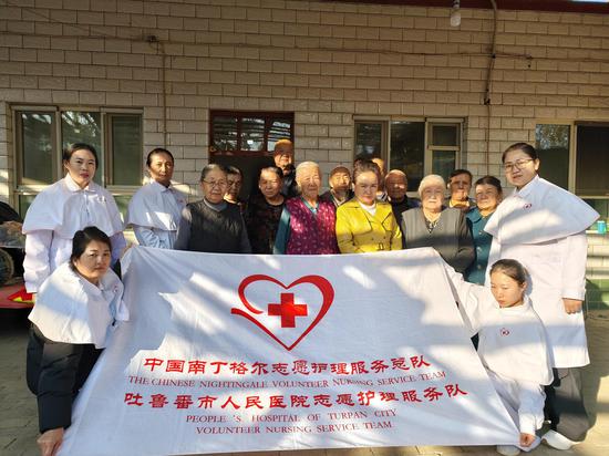 5499a8c66a14bff40838f352806e83eb