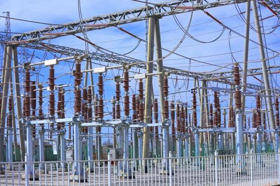 220千伏于田变电站220千伏设备区。e