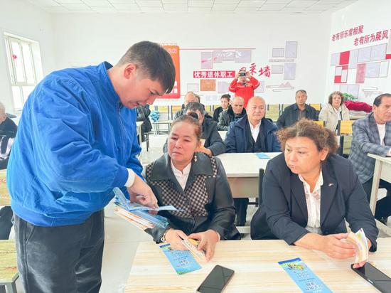 fdae828dcc6d5efd9ead3d05cd003496