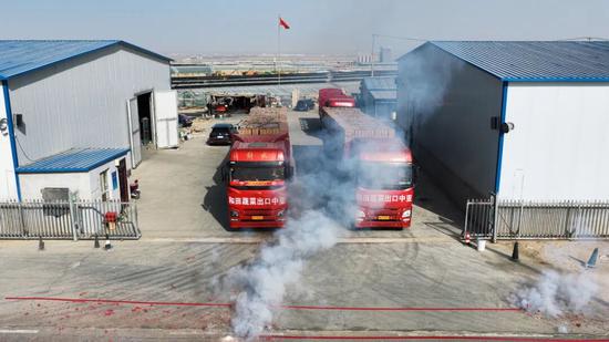 6be573932fde2a9592aa2953837740ff