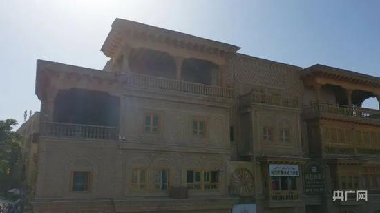 独特的建筑风格 （央广网发 阿卜力克木·巴依孜 摄）