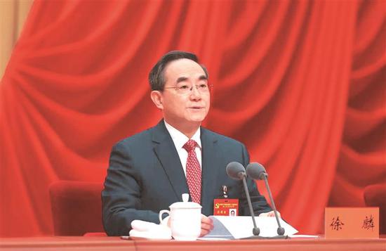 11月20日,中国共产党贵州省第十三届委员会第八次全体会议在贵阳举行。省委书记徐麟就《建议(讨论稿)》向全会作说明,并作总结讲话。贵州日报天眼新闻记者 杜朋城 摄 11月20日,中国共产党贵州省第十三届委员会第八次全体会议在贵阳举行。省委书记徐麟就《建议(讨论稿)》向全会作说明,并作总结讲话。贵州日报天眼新闻记者 杜朋城 摄