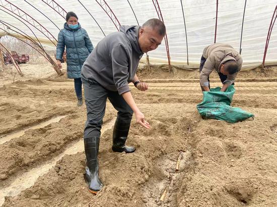 91b528dcd5e61b61ecd43c1398201072