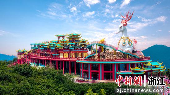 云上草原·仙侠镇。（资料图，安吉县文化和广电旅游体育局供图）