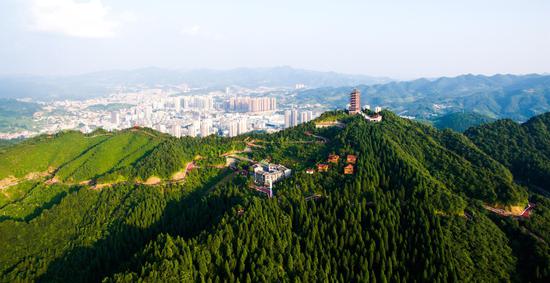 箐山之上。习水县融媒体中心供图 箐山之上。习水县融媒体中心供图