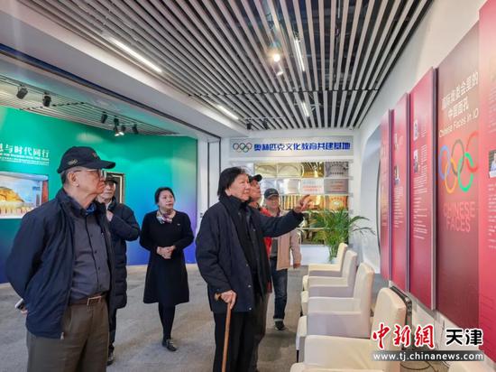 图为参访活动现场。(萨马拉奇纪念馆供图)