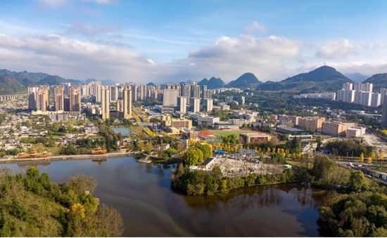 六盘水市中心城区。贵州日报天眼新闻记者 尚宇杰 摄