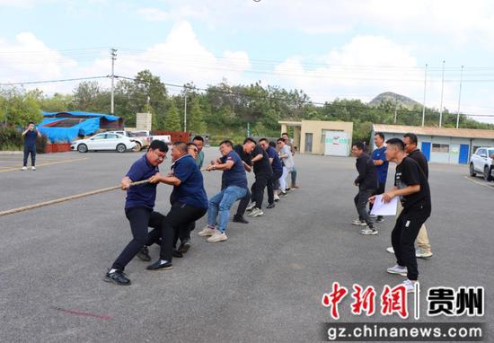 职工文体活动。