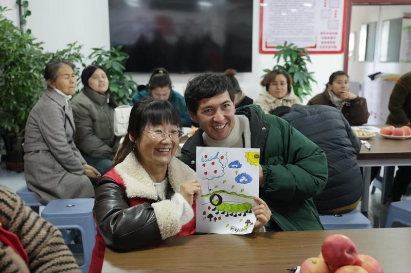 察布查尔县“国际残疾人日”：残健携手共融绘就美好未来