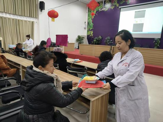 da812f9c35b5b626d3ea5e0101724a0d