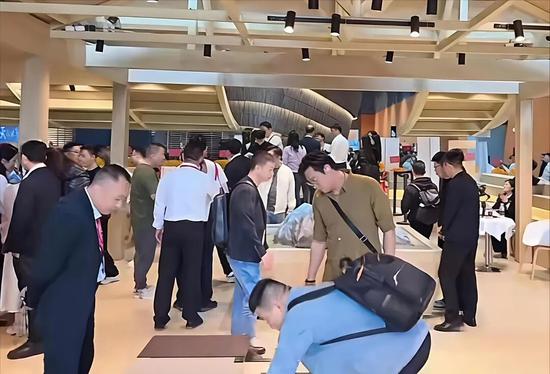 4b6986bccb1a74e760072ec94e7705f9