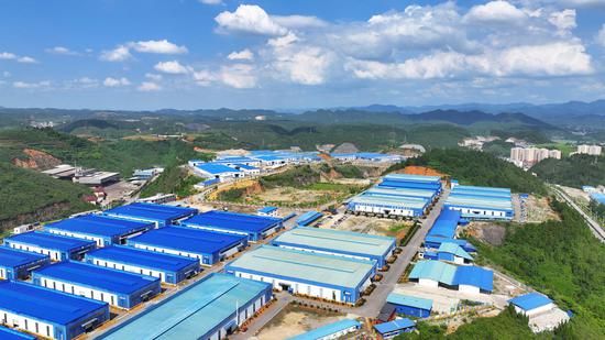 航拍岑巩经济开发区打火机产业园。 航拍岑巩经济开发区打火机产业园。