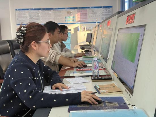 b9d8f3b3637f2c4c43ca2aeea524670e