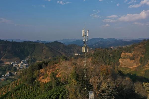 “空—天—地”立体智慧防线提升应急处置效率。何玉堂 摄 “空—天—地”立体智慧防线提升应急处置效率。何玉堂 摄
