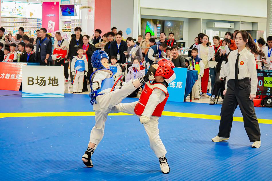 南宁市西乡塘区举办学生（儿童少年）运动会跆拳道比赛