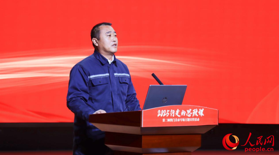 第二师铁门关市第七届道德模范、三十一团罗杨镇农业林业草原和生态保护中心基层护林员宋财富分享感悟。人民网记者 陈新辉摄e