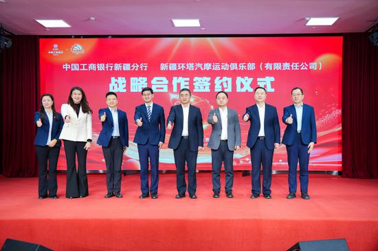 a884522477c14a9cf956100129405cb3