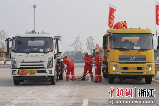 演练现场。 浙江交通集团高速公路金华管理中心 供图 演练现场。 浙江交通集团高速公路金华管理中心 供图