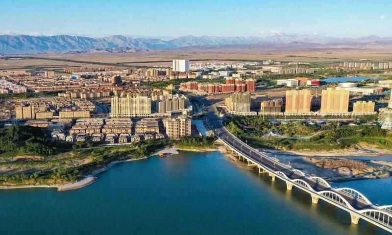 博乐市城市航拍图。来源：博尔塔拉融媒体中心图库