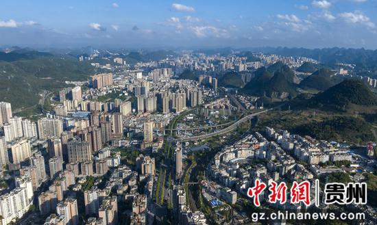 六盘水市钟山区。 郭君海摄