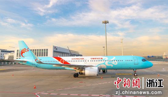 长龙航空飞机。&nbsp;黄雁&nbsp;摄