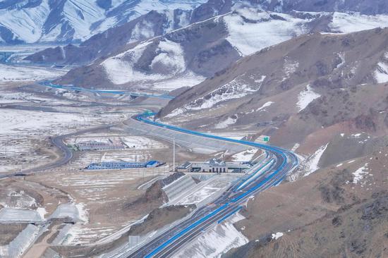 b8600da6c79daa1112f9709de555e174