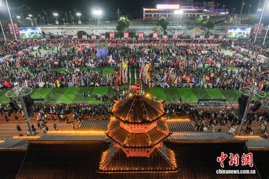 2026年第四届贵州村超联赛开幕式暨村超村晚举行