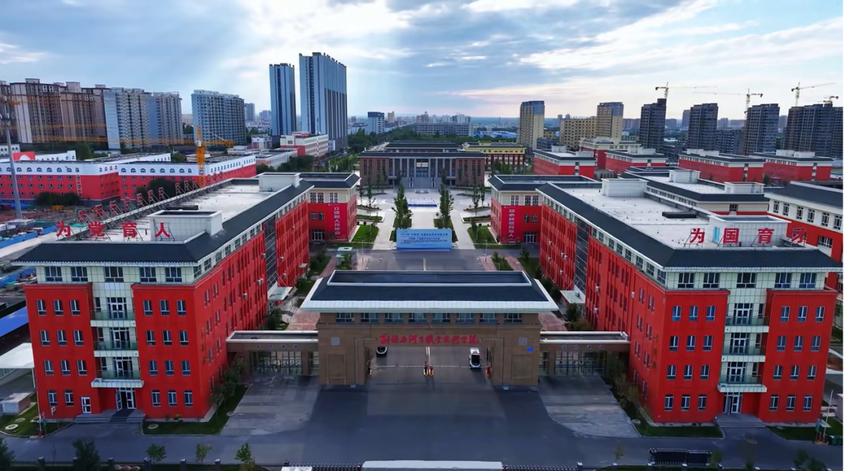 新疆石河子职业技术学院一角。石河子职业技术学院供图