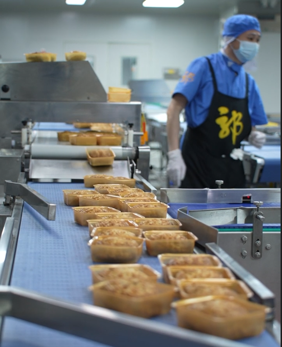 ▲传至第五代的惠州非遗月饼。(李孟麟摄) ▲传至第五代的惠州非遗月饼。(李孟麟摄)