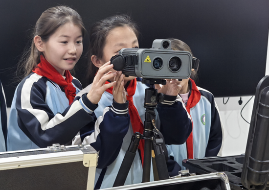 1月9日，薩爾托海邊境派出所組織警營開放活動(dòng)。