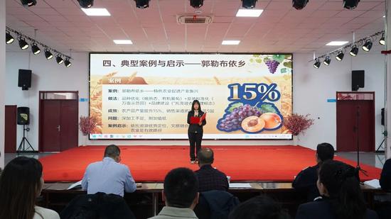 ae5bdeac44de3423d44300185b55a130