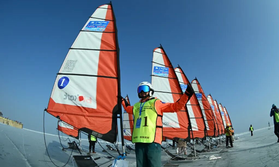 af836936-4f51-4843-ba36-1594d42f2c88