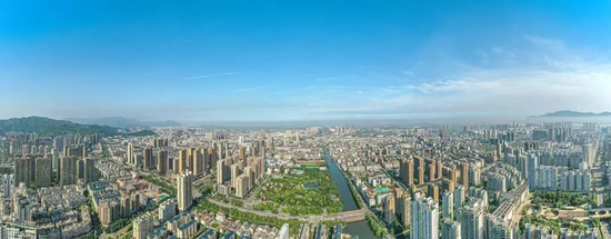 莫鼎盛 摄 莫鼎盛 摄