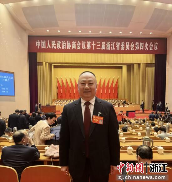 浙江省政协委员、衢州市工商联主席、光明铁道控股有限公司董事长、浙江京格智航科技有限公司董事长张林松。&nbsp;受访者&nbsp;供图