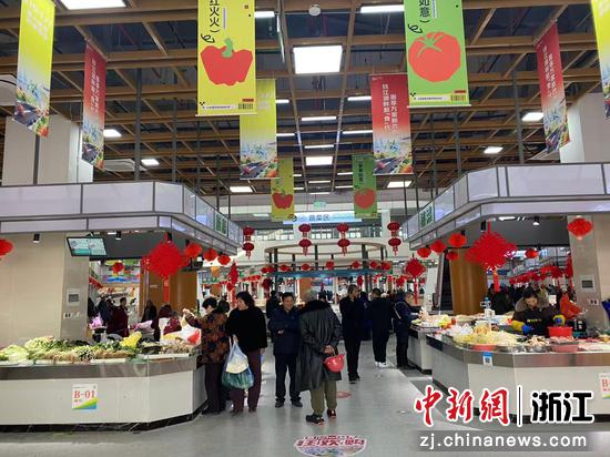 浙西新农都农贸综合体开业当天。王迎 摄 浙西新农都农贸综合体开业当天。王迎 摄