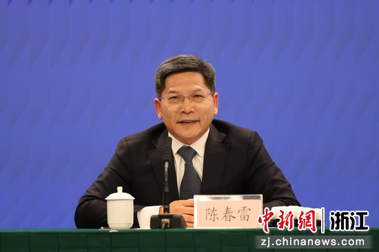 浙江省委教育工委副书记,省教育厅党组书记、厅长陈春雷