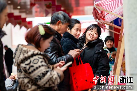 活动现场。建德市委宣传部供图 活动现场。建德市委宣传部供图