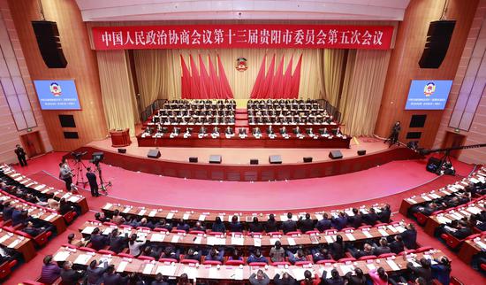 中国人民政治协商会议第十三届贵阳市委员会第五次会议。周永摄 中国人民政治协商会议第十三届贵阳市委员会第五次会议。周永摄