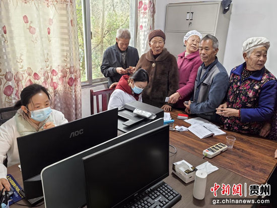 登记接种疫苗信息。谢永恒 摄 登记接种疫苗信息。谢永恒 摄